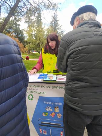 Image CAMPAÑA INFORMATIVA DEL USO DE LOS CONTENEDORES AMARILLO Y AZUL