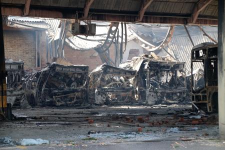 Image Incendio en las cocheras municipales: replanificación de horarios