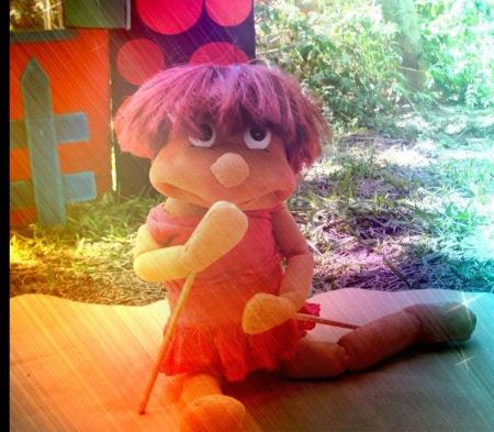 ESPECTÁCULO INFANTIL. Dora Gálvez: "María Escondite y las cajas mágicas".